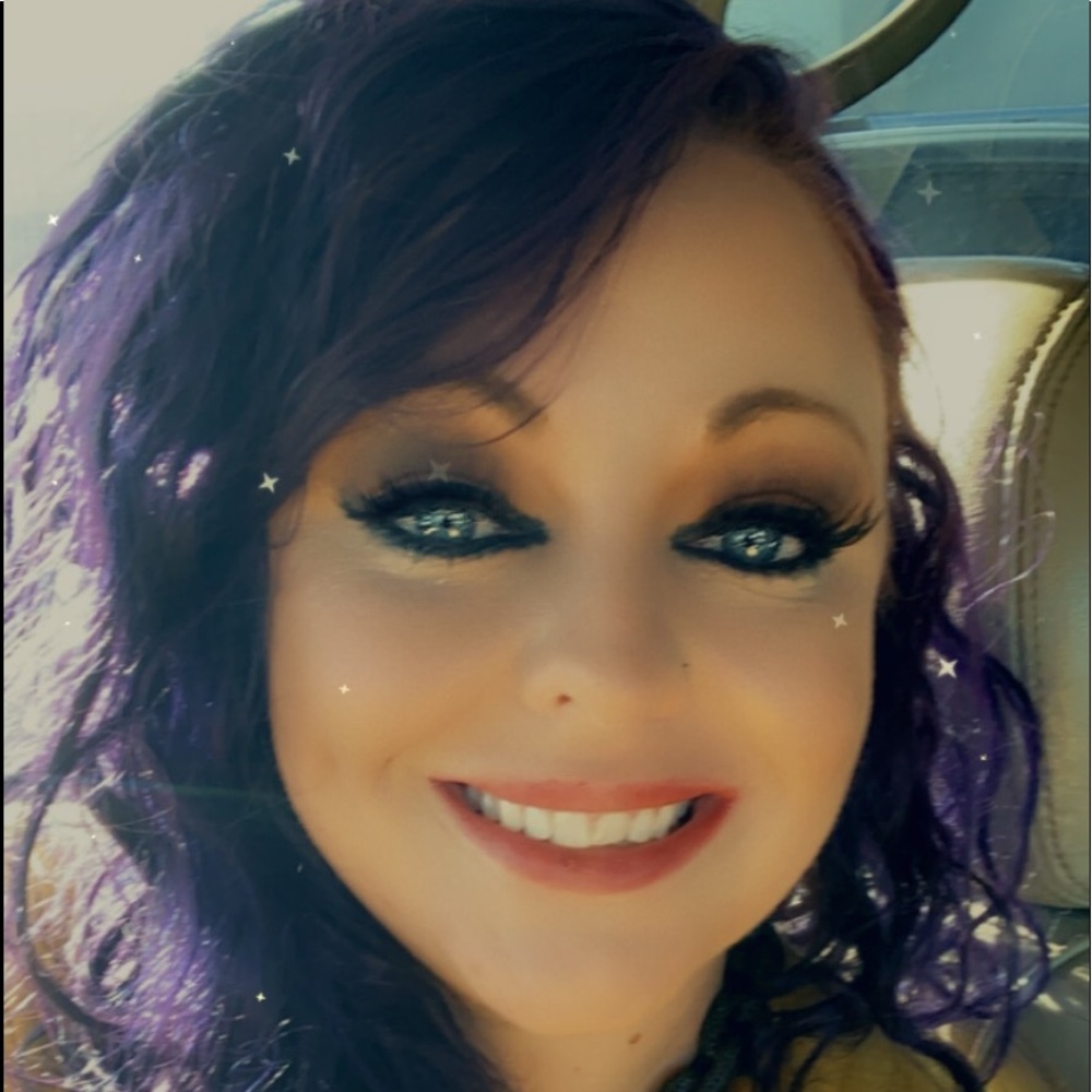 Meet your Posher, Alexarae